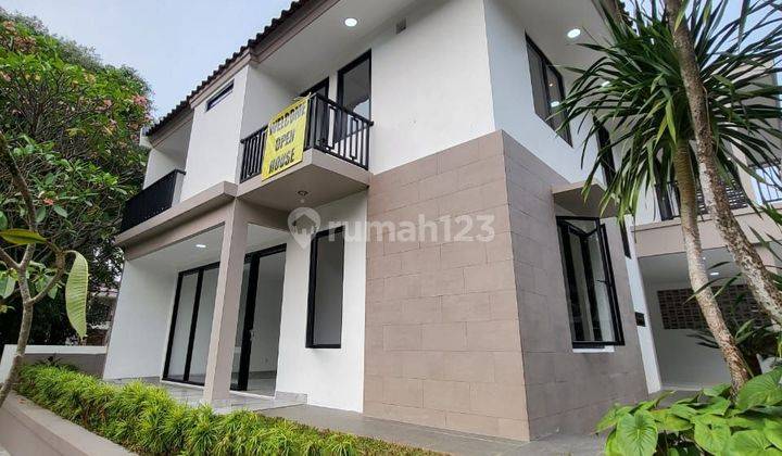 Rumah hook depan taman modern minimalis di Puri Bintaro (11363) 2