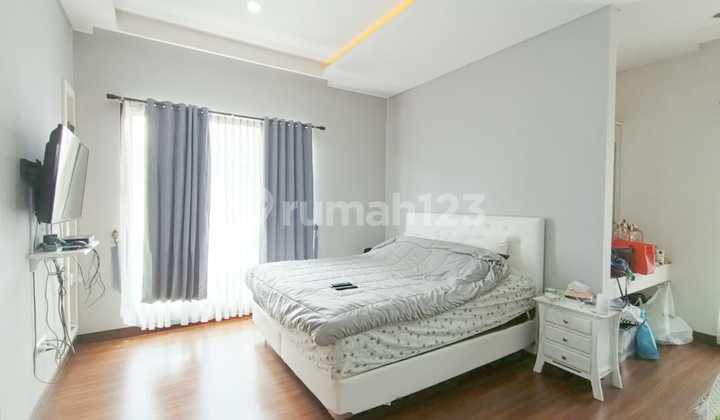 Rumah Modern Siap Huni Rapi Sektor 9 Bintaro Daerah Mertilang Kucica 2