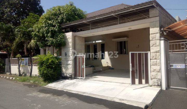 Rumah Darmo Permai Timur Semi Furnish 1