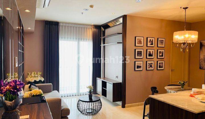 Apartment The Peak, Tunjungan Plaza, Siap Huni, Furnish 1