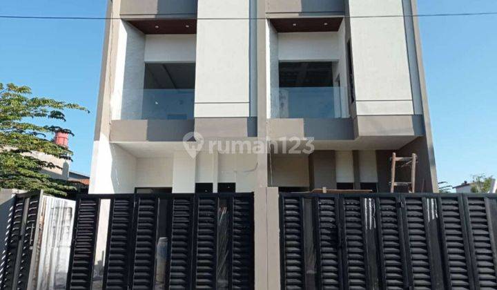 Rumah Tenggilis Mejoyo Selatan , New, Minimalis 1