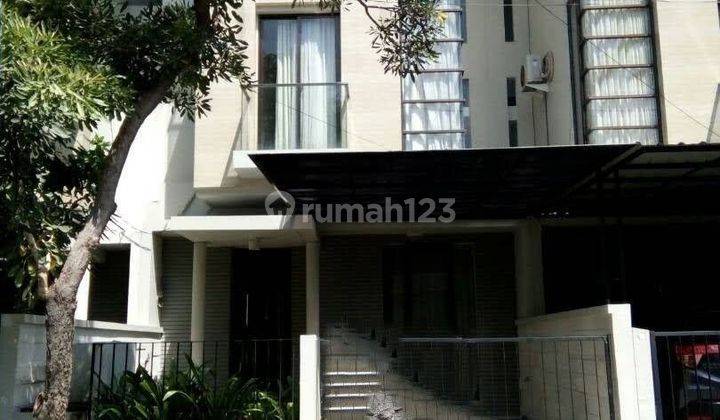 Rumah 3 Lantai Pantai Mentari Hadap Utara  1