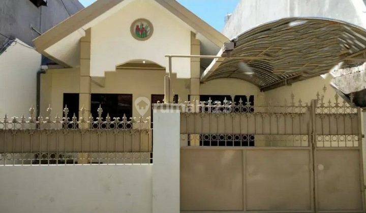 Rumah di Lebak Arum Hadap Barat 1