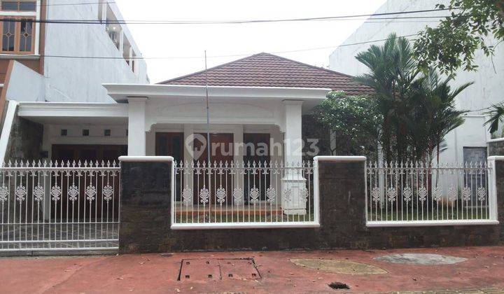 Rumah Strategis Cempaka Putih Jakarta Pusat  1