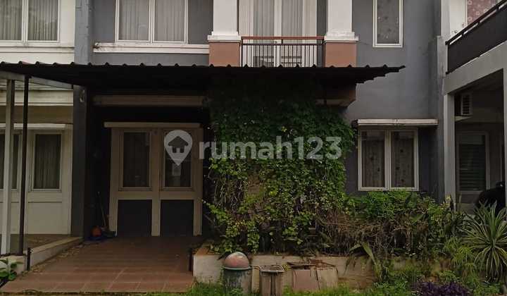 Two-story house in Jatiwarna, Bekasi Two-story house in Jatiwarna, Bekasi