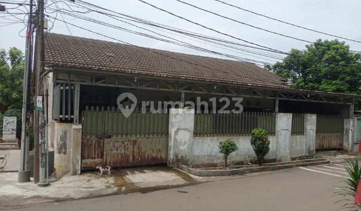 Rumah Komplek Alvita Ciputat Tangerang Selatan