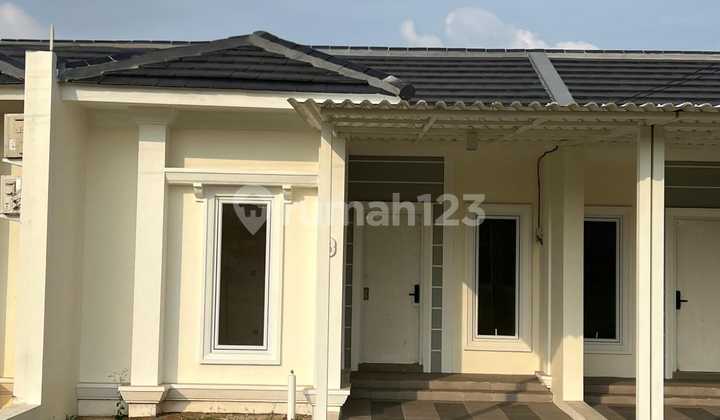 House Near Joor Kalimalang Toll Road, East Jakarta