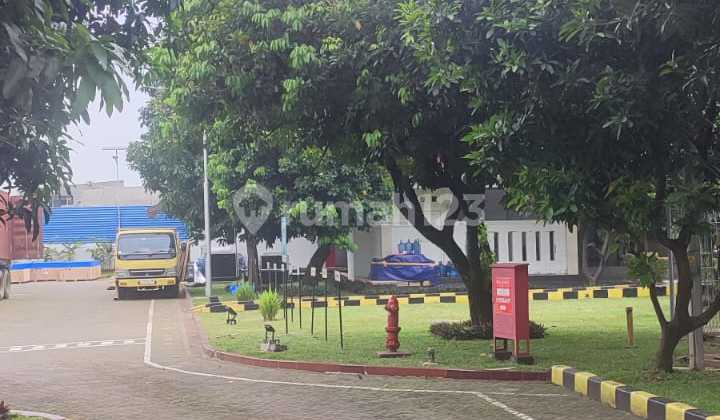 Tanah & Bangunan Jl.raya Bogor Cibinong Tanah & Bangunan Jl.raya Bogor Cibinong