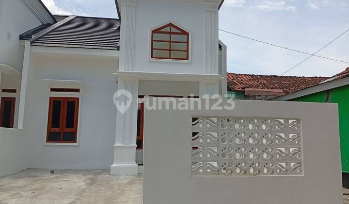 Rumah Cantik Dekat Stasiun Purwokerto 2