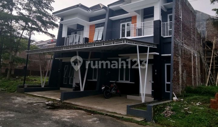 Rumah Mewah 2 Lantai View Gunung Slamet