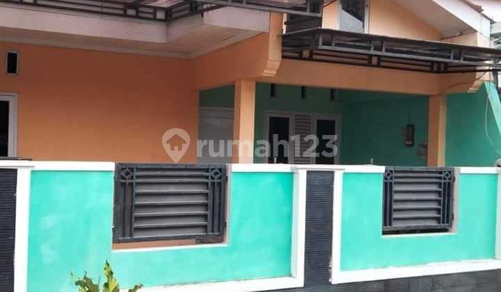 Comfortable House in the City Center of Wirasana, Purbalingga