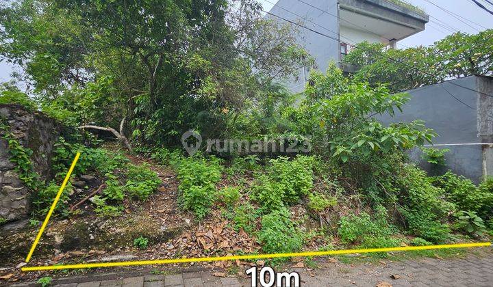 For Sale Small Plot Land Premium Environment in Cempaka Gading 1