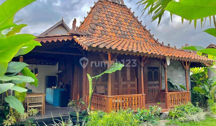 Dijual Villa Joglo Modern Berlokasi di Kedewatan Ubud 1