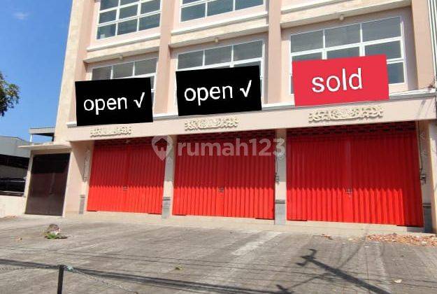 Dijual Ruko Premium Strategis di Gatsu Timur 2