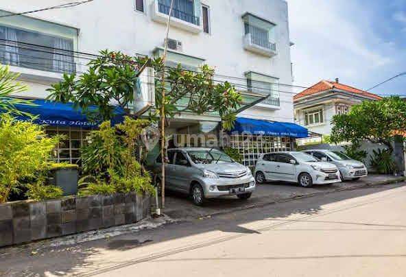 Hotel for sale in strategic location near the airport in Tuban Kuta 1