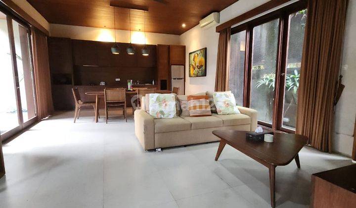 Dijual Villa Modern Murah di Raya Canggu 2