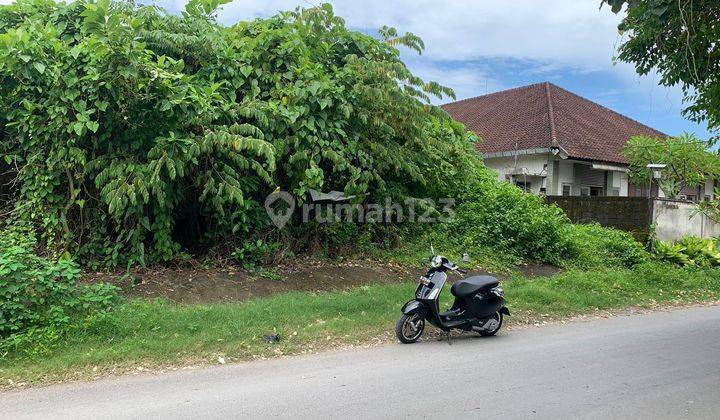 Land for sale in premium location in Dewi Sri Kuta 1