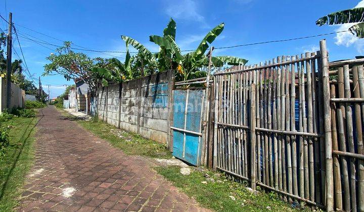 Land for sale in a strategic location in Bukit Damai Jimbaran 2