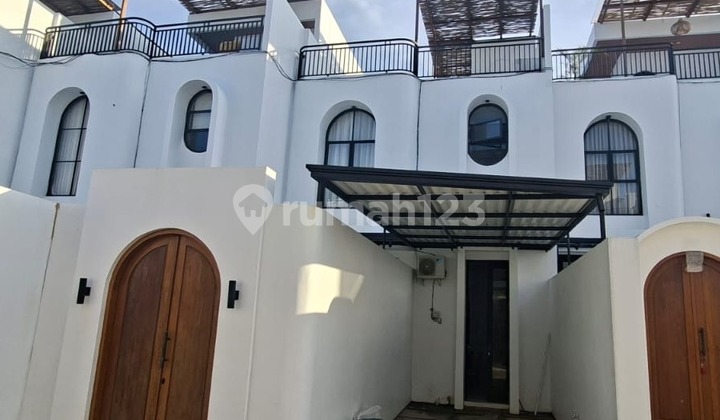 Dijual Villa Nyaman dan Private Dekat dengan Tempat Wisata Dijual Villa Nyaman dan Private Dekat dengan Tempat Wisata