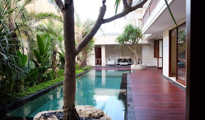 Dijual Luxury Villa Modern Di Bumbak Umalas 2