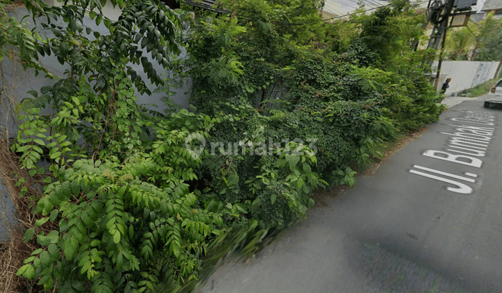 Land for Sale in Hotel Villa Environment in Bumbak Dauh Umalas 1