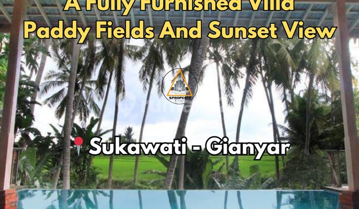 A Fully Furnished Villa With A Small River In Gianyar