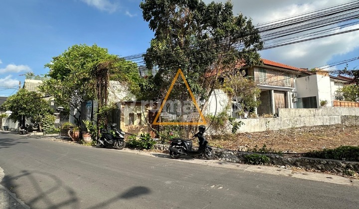 Tanah Strategis Komersil Jalan Utama Cendrawasih Petitenget 2