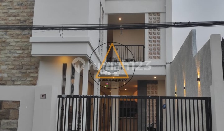 EXCLUSIVE 3-STORY BOARDING HOUSE LOCATED IN DENPASAR CITY CENTER