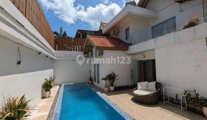 Dijual Villa Vintage Lokasi Strategis Di Seminyak 1