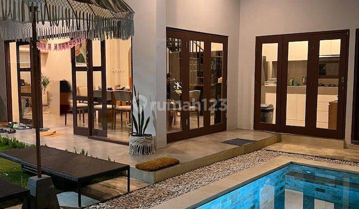 Dijual Villa Modern Minimalis di Greenlot Munggu 1