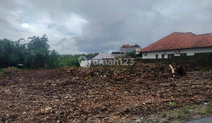 Dijual Tanah Kavling Berlokasi di Jalan Mundeh Kutuh  1