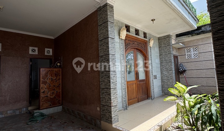Rumah 2 Lantai 5 Kamar di Sekar Sari Sanur Denpasar 2