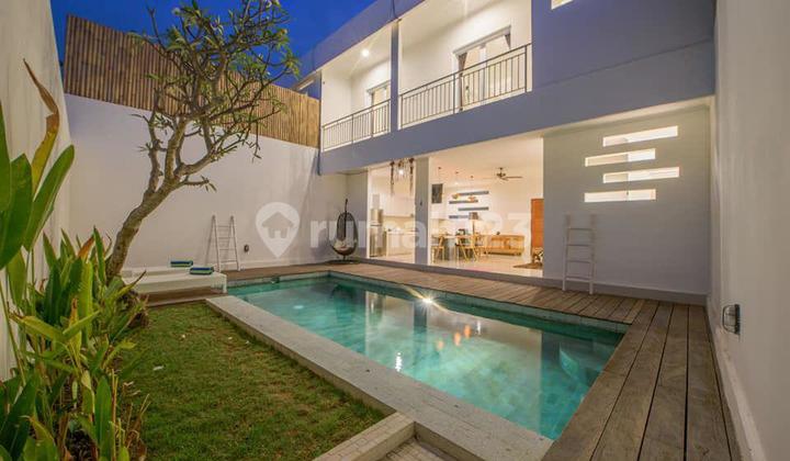 Vila 2 Kamar Tidur, Berlokasi di Seminya Central