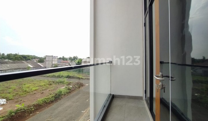 Cluster Mewah Modern DiJalan Raya utama diKota Jakarta Timur