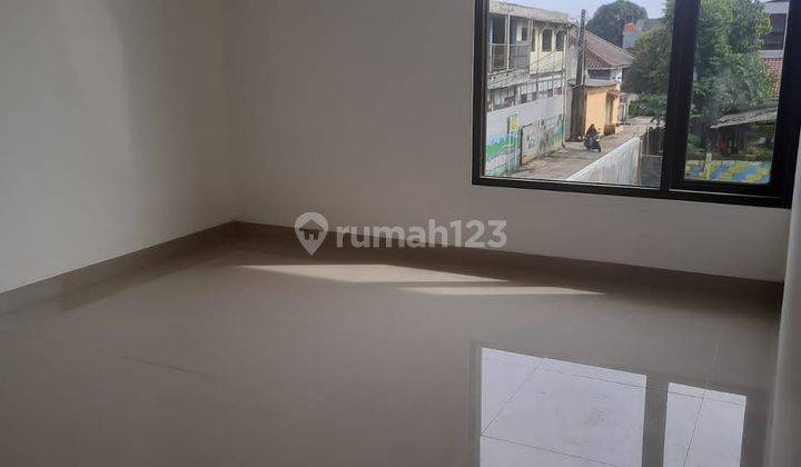 Rumah 2 Lantai Siap Huni Dp suka-suka Dekat Ke Pintu Toll Jatiasih