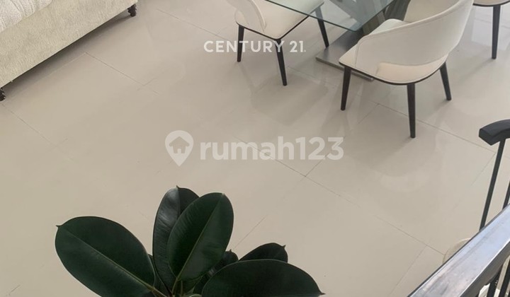 Rumah 2 Lantai Mewah Dan Nyaman Di Kota Baru Parahyangan Bandung 2