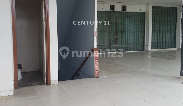 4-Storey Ready-to-Use Ruko, Strategically Located at Istana Pasteur, Bandung