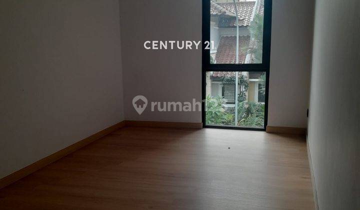 Rumah Baru 2 Lantai Di Kota Baru Parahyangan, Bandung 2