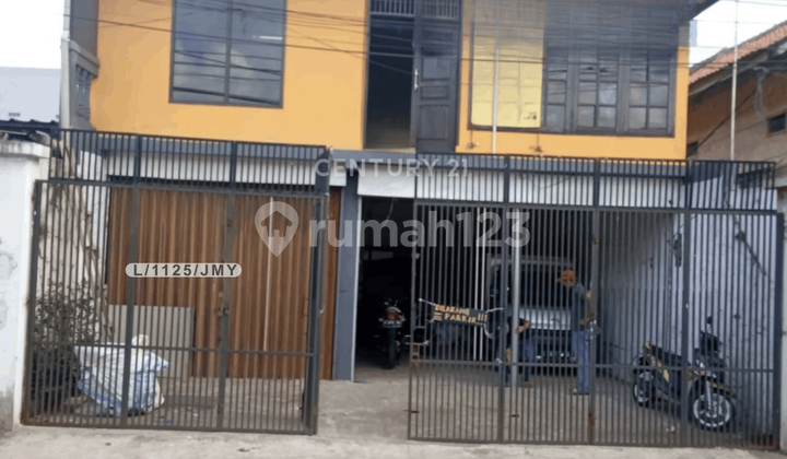 2-Storey Shop House Ready for Use for Strategic Business in South Cimahi 1