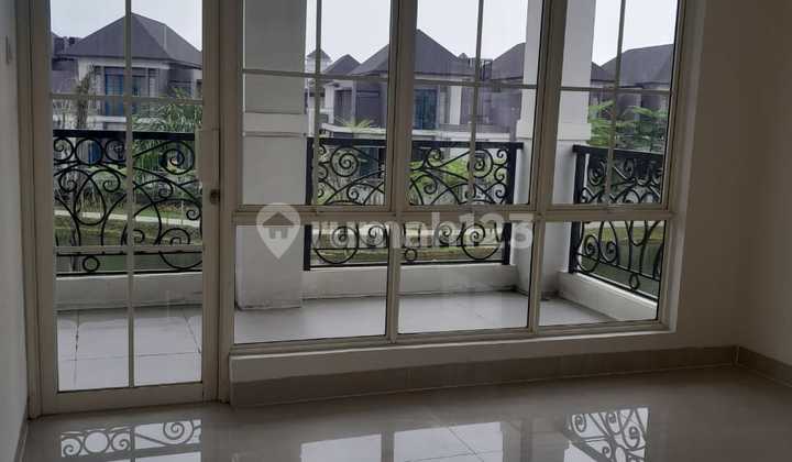 Rumah 2 Lantai Hook View Danau Di Podomoro Park Bandung  2