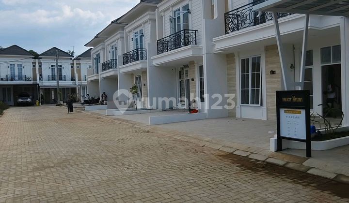 Rumah 2 Lantai Siap Huni Tengah Kota Gowa 2