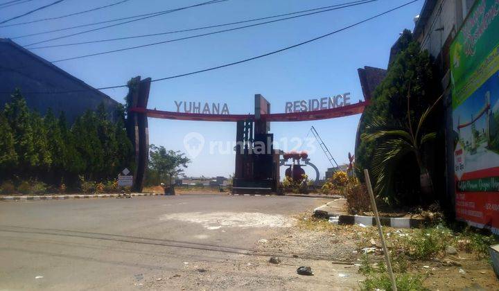 Rumah Keren Jalan Poros Utama Dekat Bandara Makassar 2