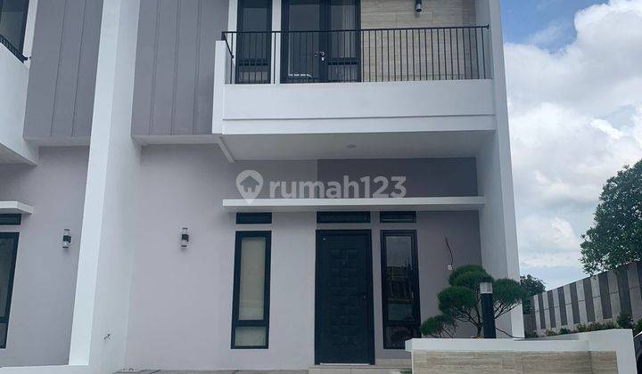 Rumah 2 Lantai  De Upa Mansion Kota Makassar 1