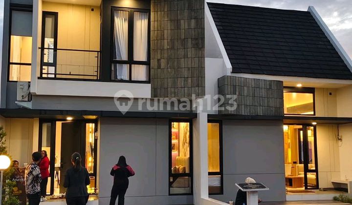 Rumah 2 Lantai Dekat Bandara Harga Terjangkau 2