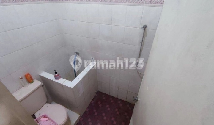 Di Jual Rumah En Daerah Strategis & Bangunan 2