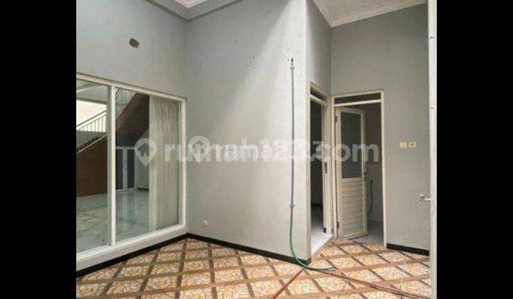 Rumah Furnish Citraland Villa Taman Telaga Favorit Hadap Selatan 2