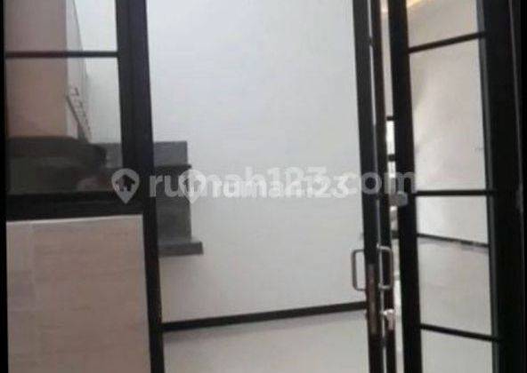 Rumah Siap Huni Villa Valensia Pakuwon Indah Dekat Graha 1