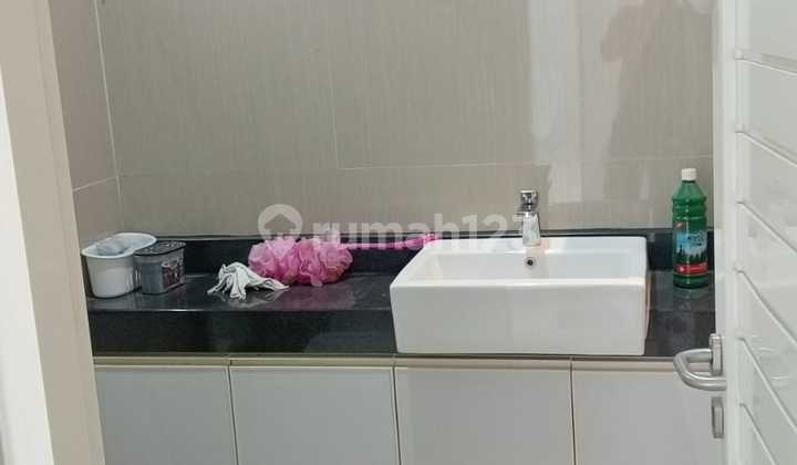 Ready-to-Occupy House in Galaxy Area Mulyorejo Pakuwon City 2