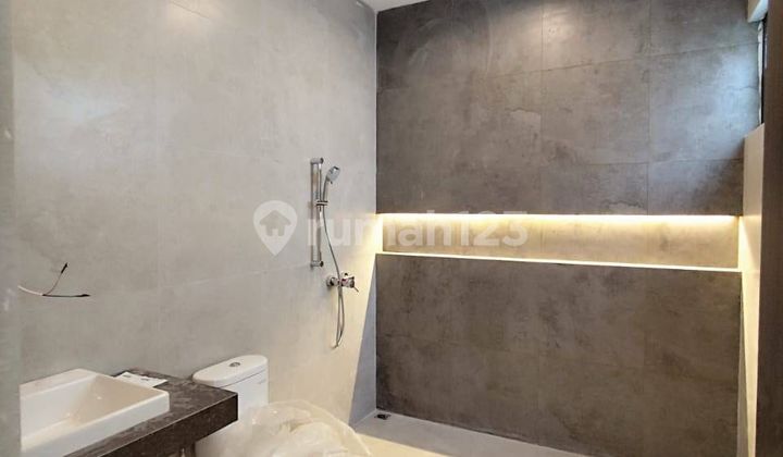 Rumah Ell Baru Area Manyar Nginden Intan Semolowaru 2