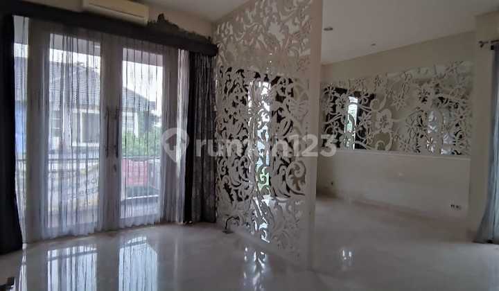 Rumah Kal Second Hook Siap Huni Area Mulyosari Pakuwon City Sutorejo Prima 1